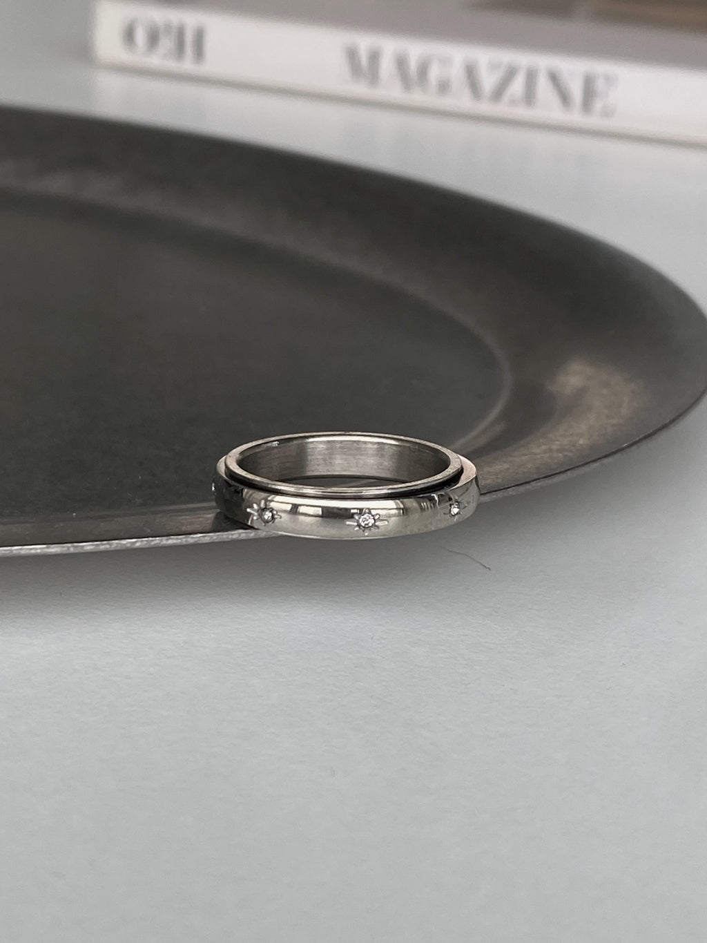 Light round ring