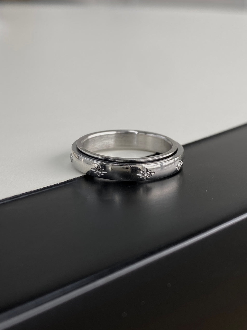 Light round ring