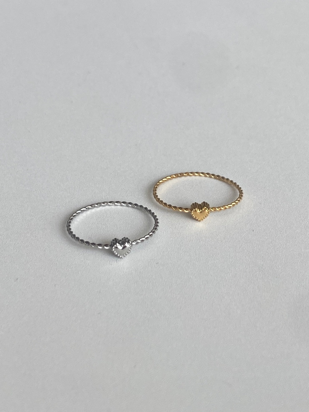Heart thin ring