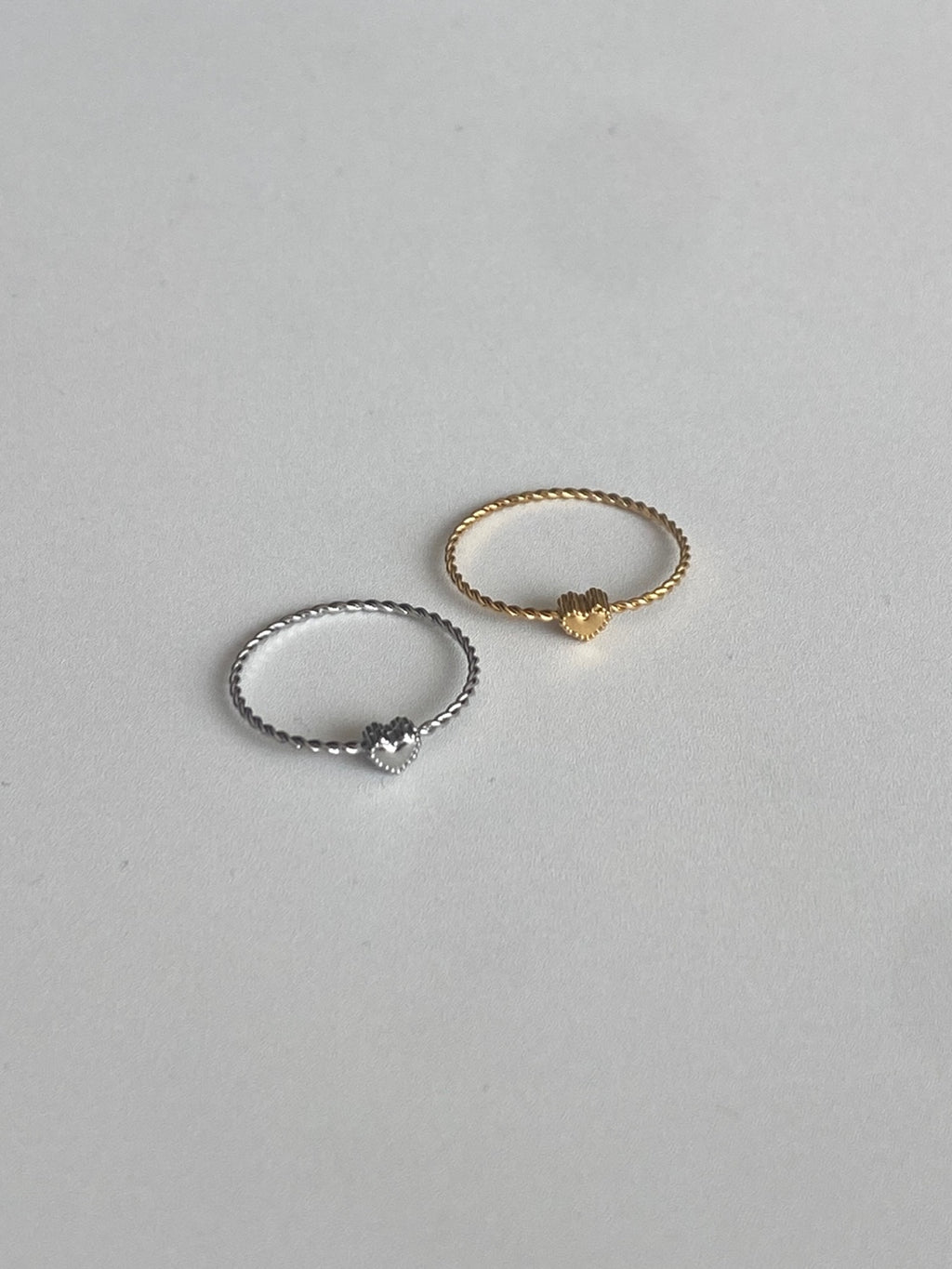 Heart thin ring